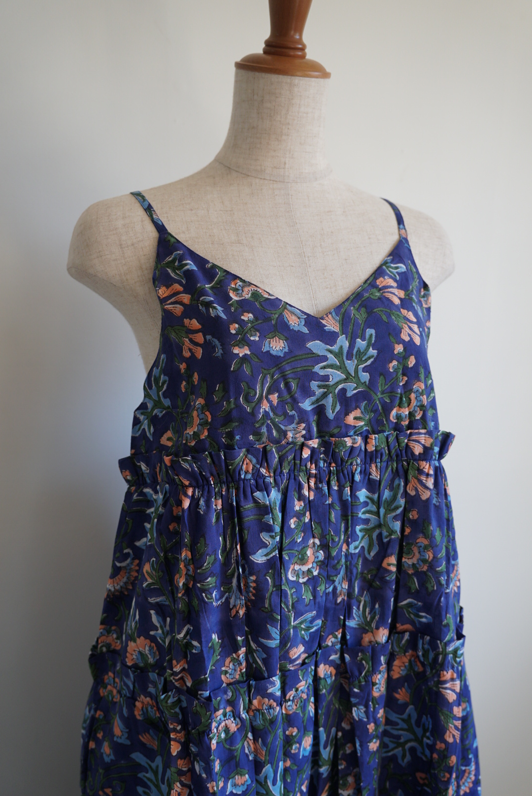 midnight blue camisole tiered dress - 画像 (11)