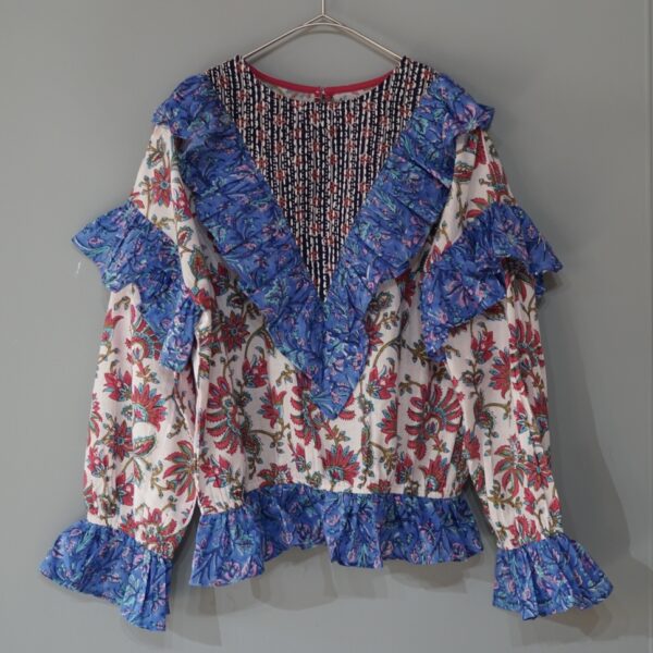 white×blue kantha blouse