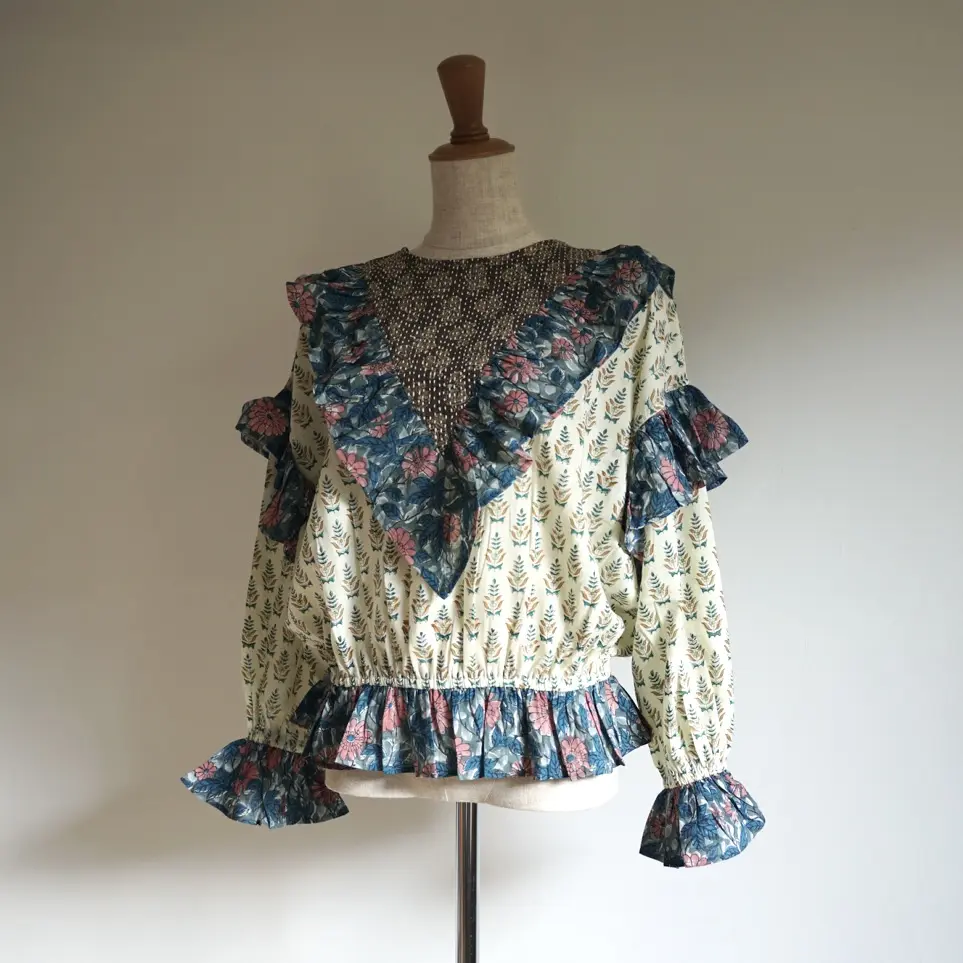 み*ゆ様 nioki ニウーキ ブラウス み*ゆ様 nioki ニウーキ ブラウス - メルカリ