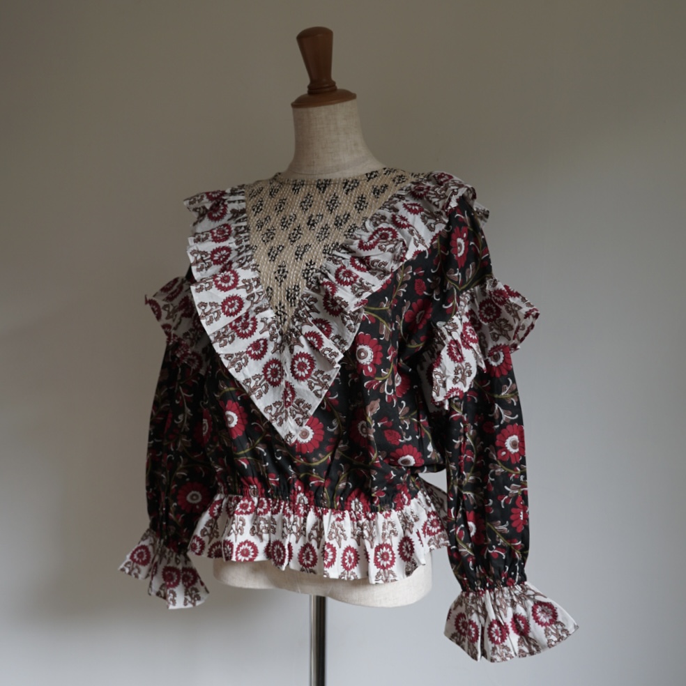 み*ゆ様 nioki ニウーキ ブラウス み*ゆ様 nioki ニウーキ ブラウス - メルカリ