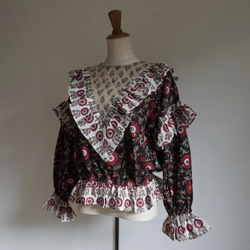 ITEMS | nioki with AMKUPi