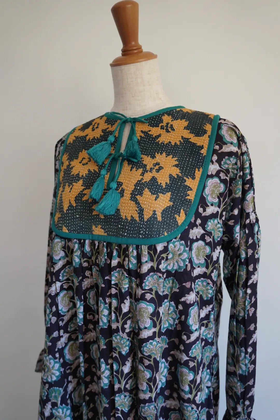 新品未使用タグ付き♡ニウーキ　nioki ワンピース　マキシ丈　総柄　花柄 新品未使用タグ付き♡ニウーキ nioki ワンピース マキシ丈 総柄 花柄