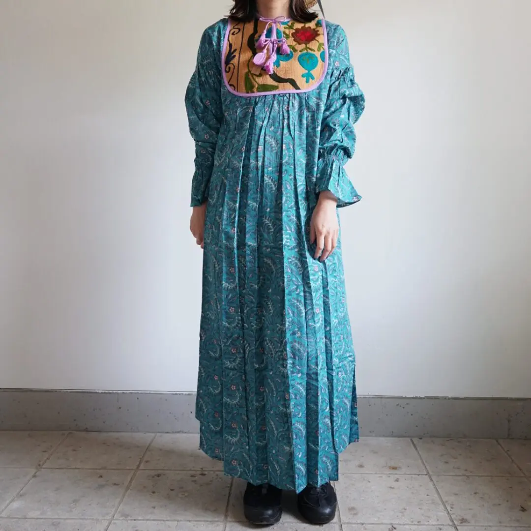 ITEMS | nioki with AMKUPi