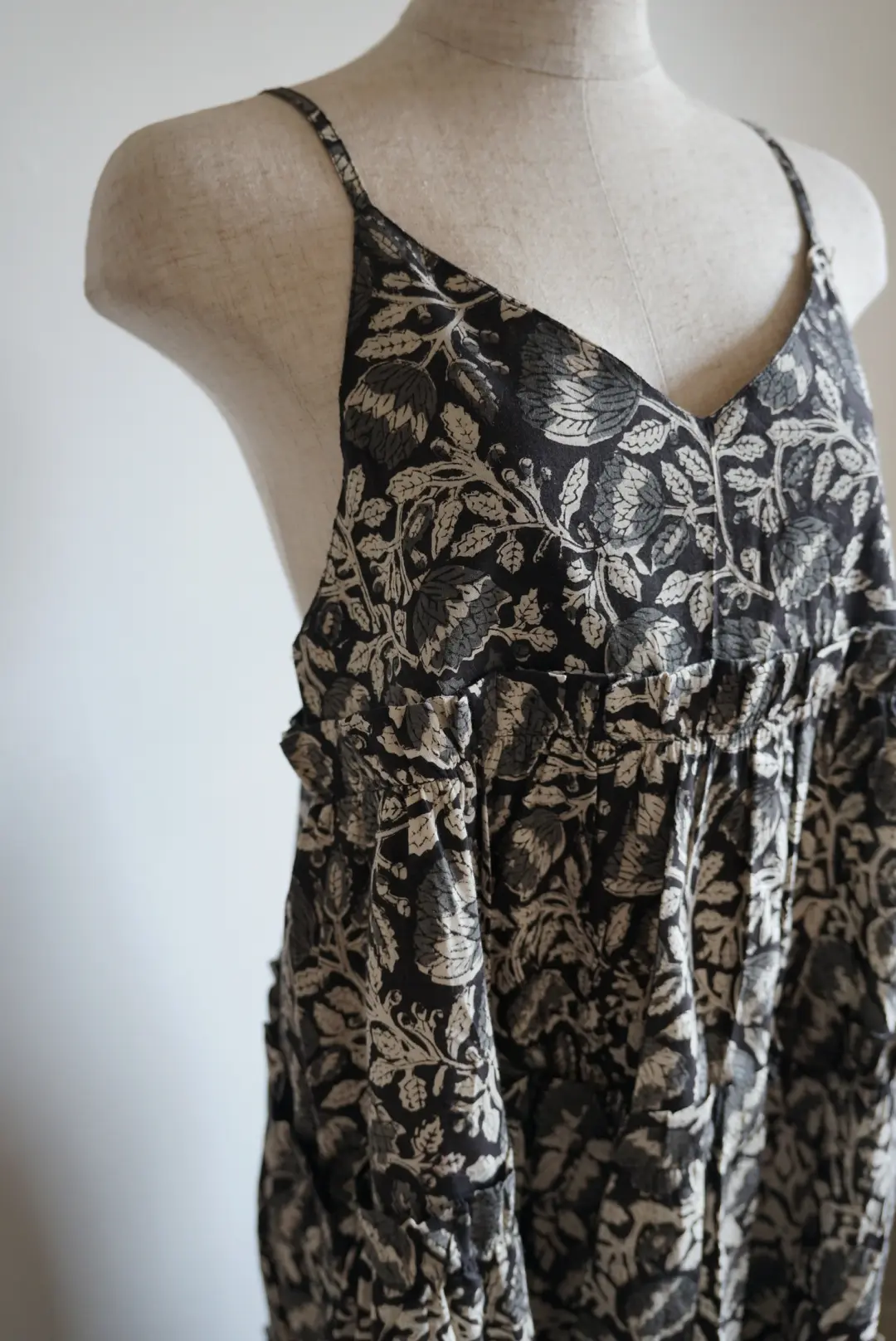 black camisole tiered dress | nioki with AMKUPi