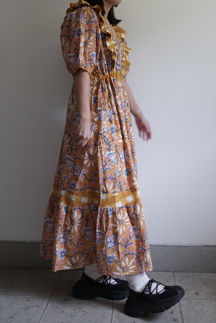 yellow beige cinema puff dress - 画像 (2)